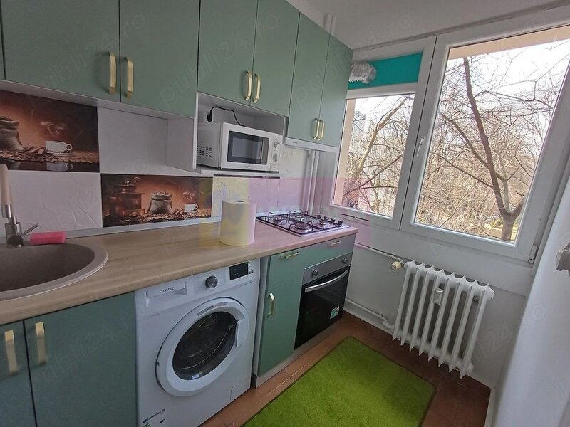 Garsoniera, renovata si mobilata Grand Arena metrou Aparatorii Patriei